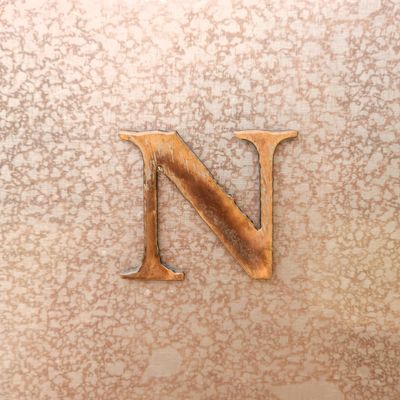 - N - Magnet