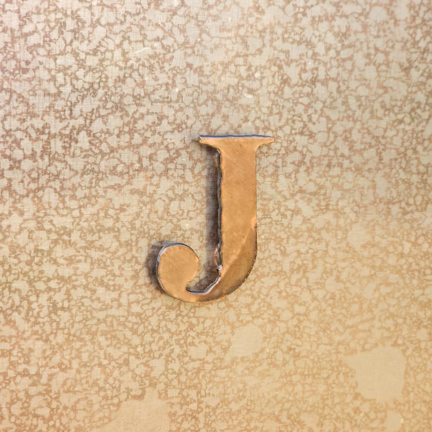 - J - Magnet