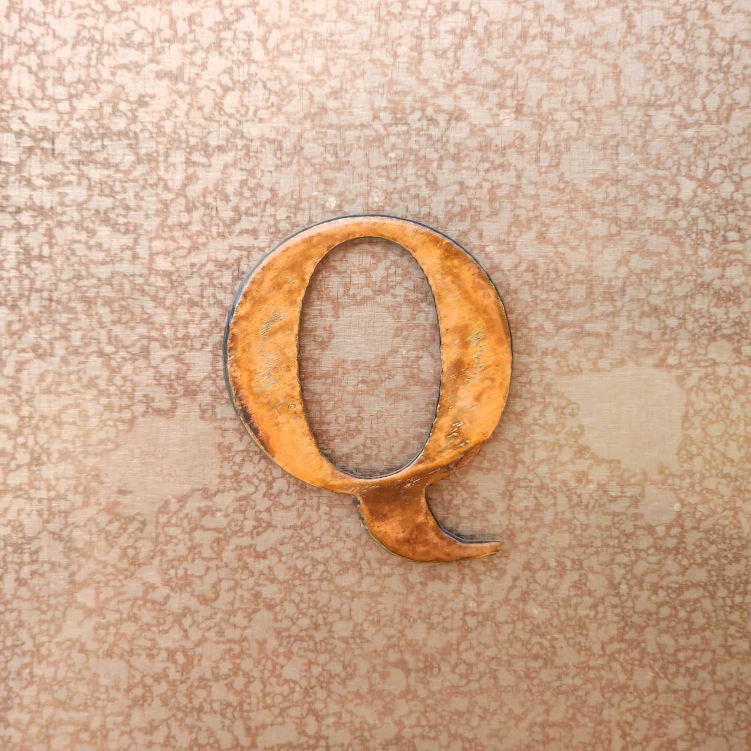 - Q - Magnet