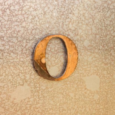 - O - Magnet