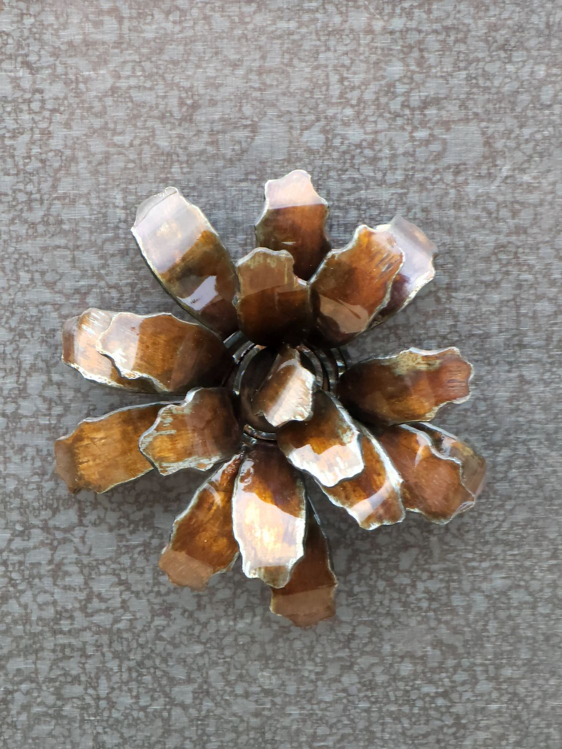 3D Ridged Flower Magnet