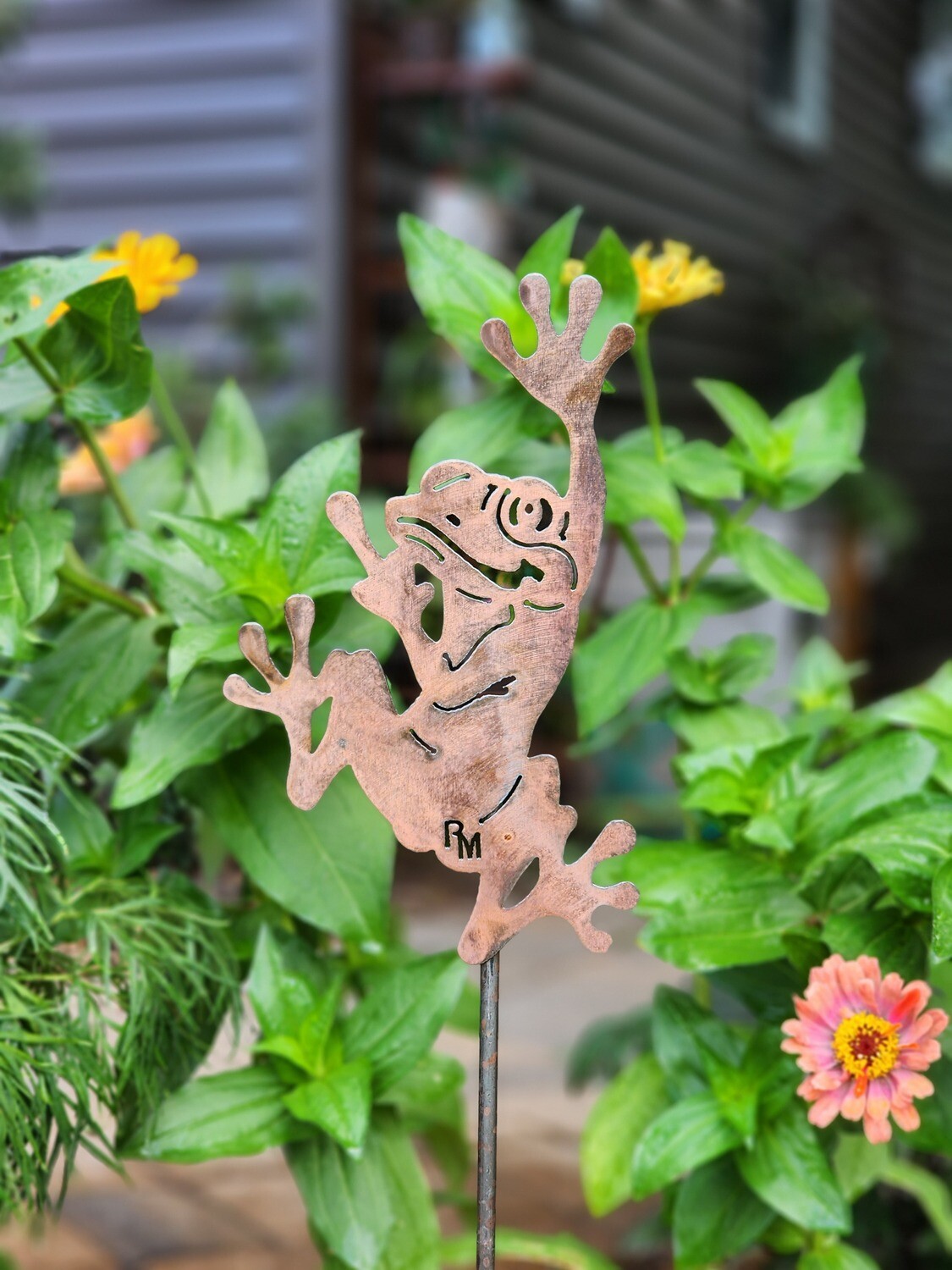 Large Frog Stake Large Frog Stake