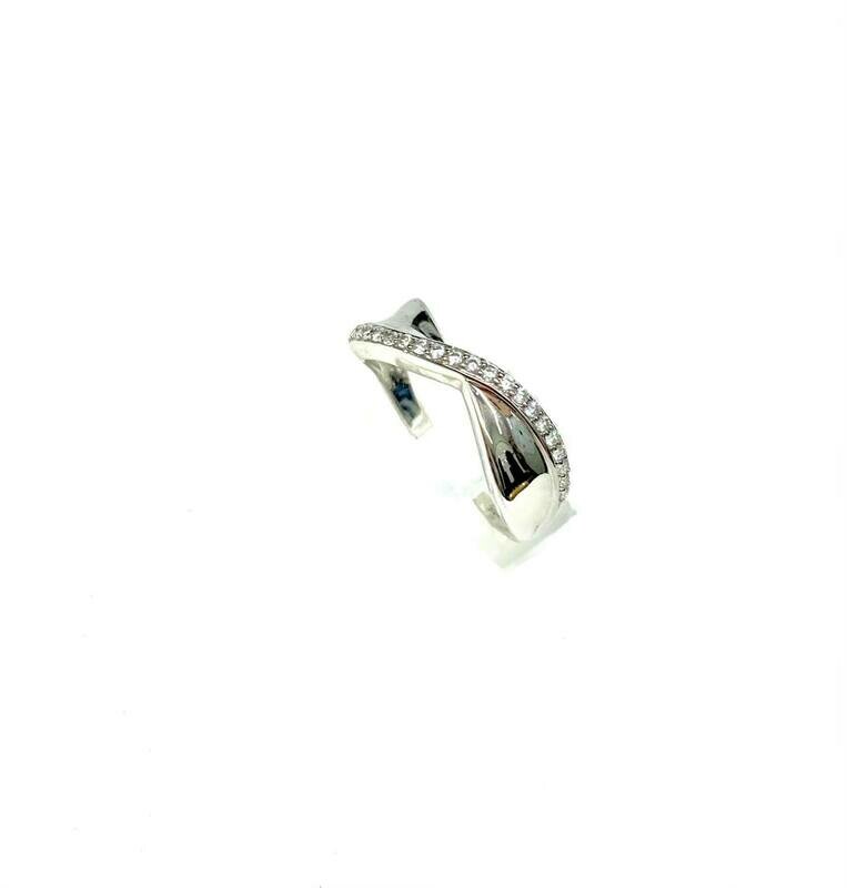 New Silver & CZ Ring, UK Size M