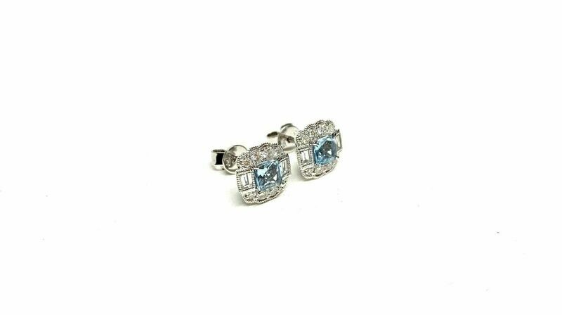 New 18ct White Gold Aquamarine & Diamond Earrings