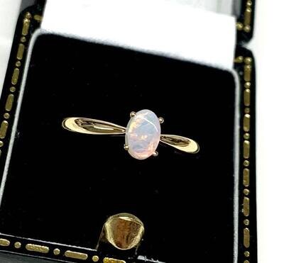 9ct Yellow Gold Opal Ring, UK Size L