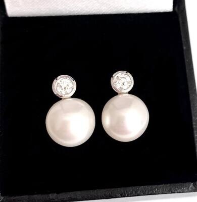 18ct White Gold Pearl and Diamond Stud Earrings