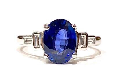 *AVAILABLE IN STORE* New Platinum Sapphire & Diamond Ring