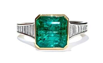 *AVAILABLE IN STORE* New Platinum & 18ct Yellow Gold Emerald & Diamond Ring, UK Size N