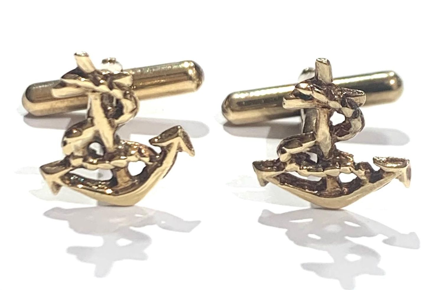 9ct yellow gold cufflinks