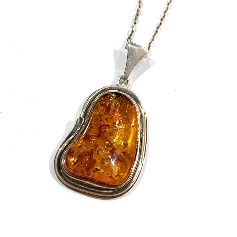 Silver Amber Pendant