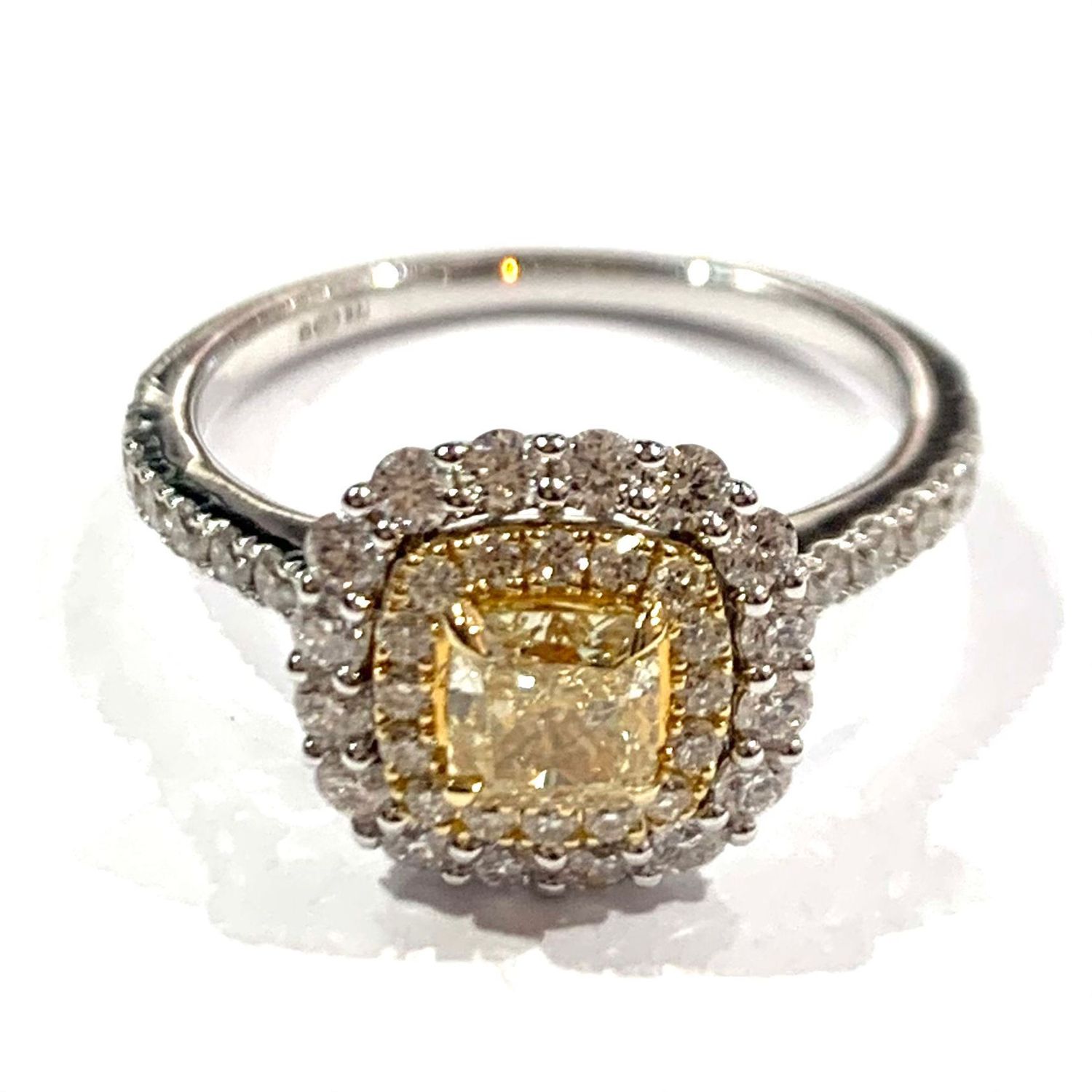 *AVAILABLE IN STORE* New 18ct Yellow Diamond Cluster Ring
