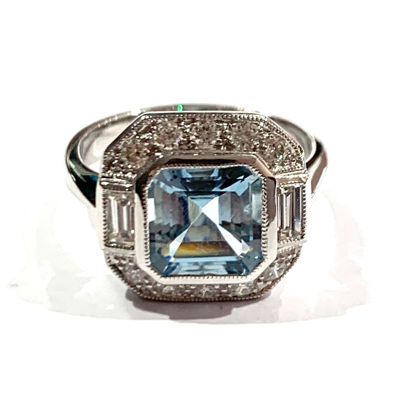 18ct White Gold Aquamarine and Diamond Ring