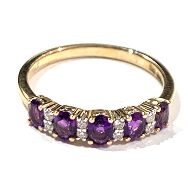 9ct Yellow Gold Amethyst and Diamond Ring
