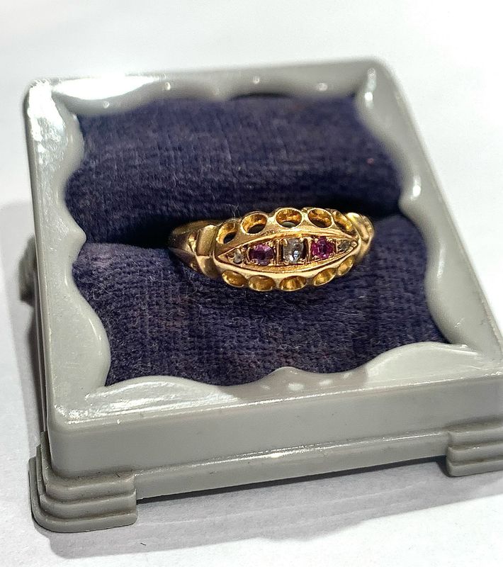 18ct Ruby and Diamond ring circa  1905