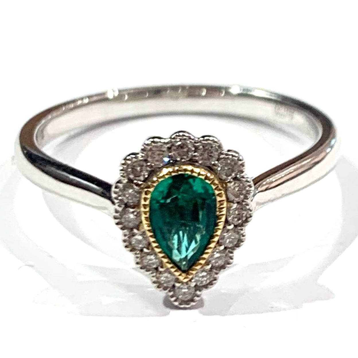 New 18ct White Gold Emerald and Diamond Ring, UK Size M 1/2