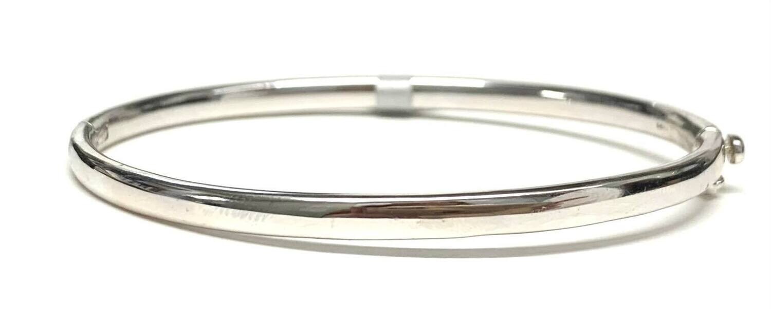 New Silver Bangle (9 inches approximately) New Silver Bangle (9 inches approximately)