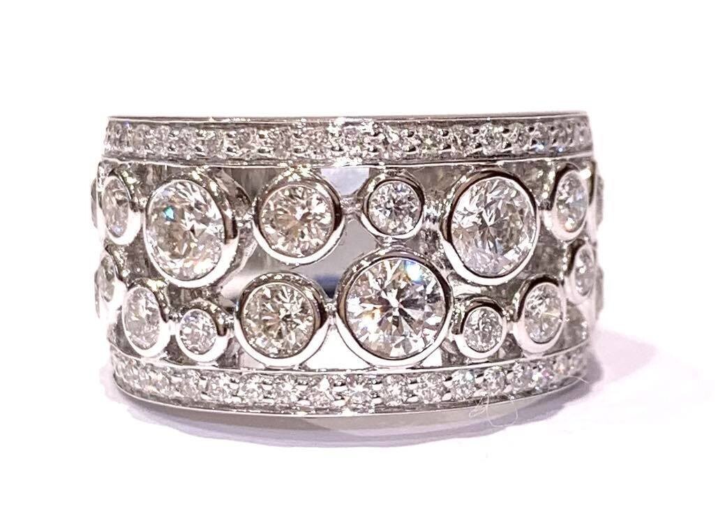 *AVAILABLE IN STORE* 18ct White Gold Diamond Ring, UK Size N 1/2 *AVAILABLE IN STORE* 18ct White Gold Diamond Ring, UK Size N 1/2