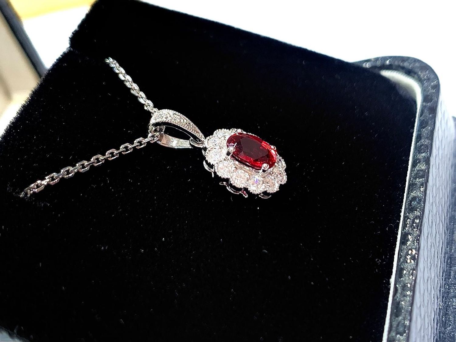 New 18ct White Gold Ruby & Diamond Pendant New 18ct White Gold Ruby & Diamond Pendant