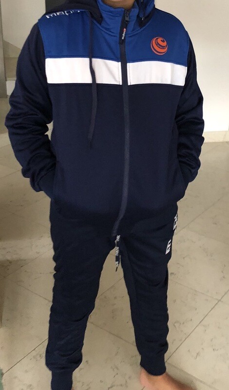tenue complète