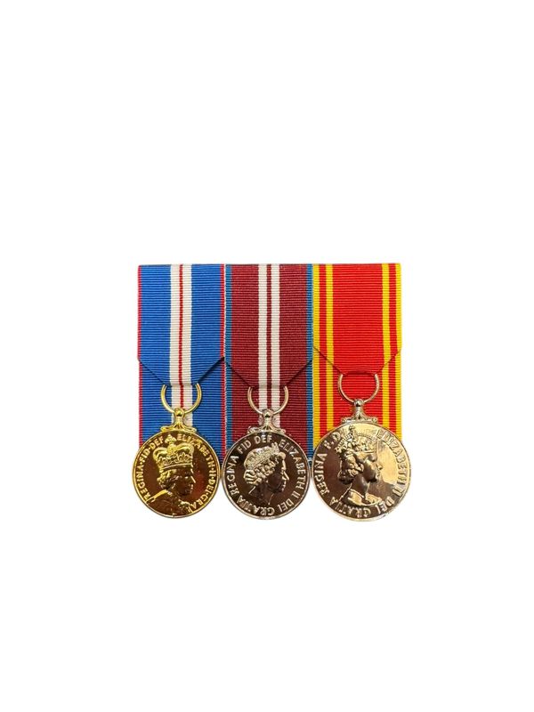 Court Mounted  Medal Set, Gold, Diamond Jubilee and FIRE LSGC EIIR full size replicas