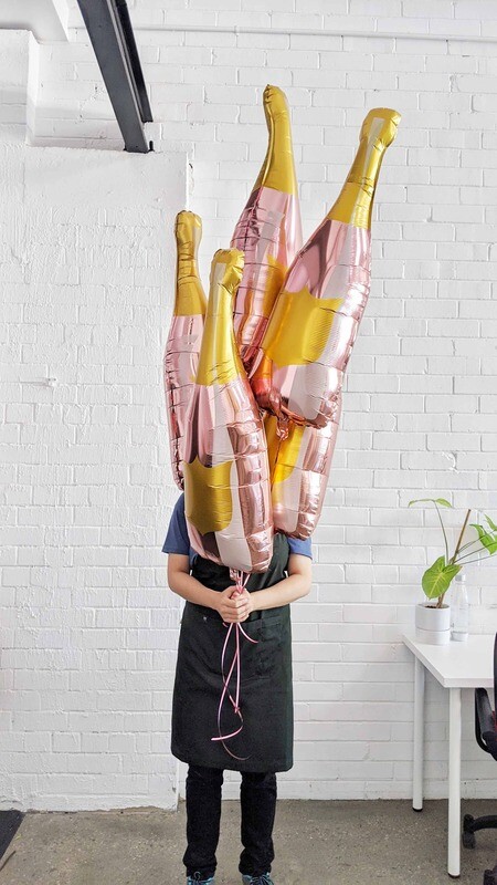 Hen's Party Set - Champagne Bottles