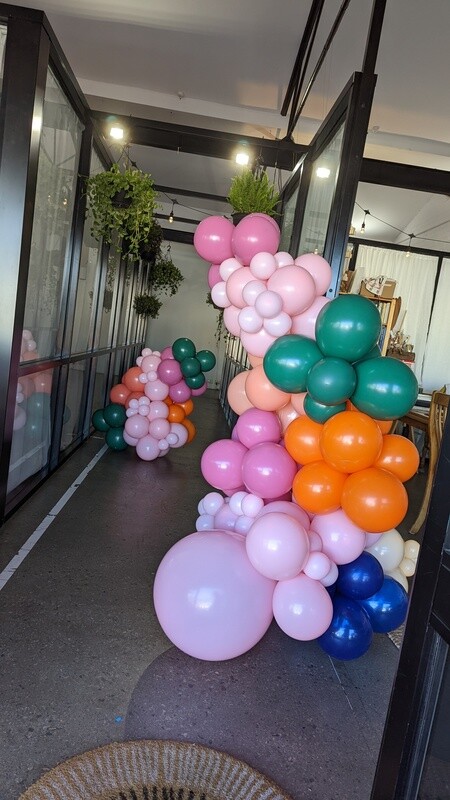 Magic Colourbomb Balloon Garland - Grab & Go (2 metres)