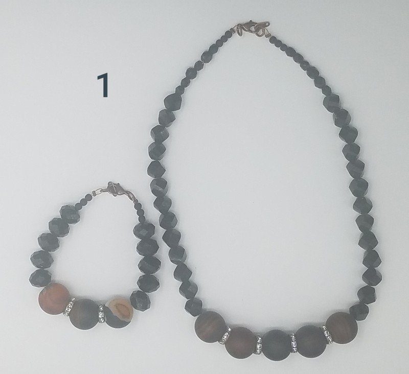 Green and Blue short necklace and bracelet sets