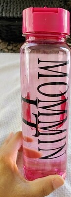 Momminit water bottle