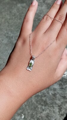 FRACTURED NECKLACE