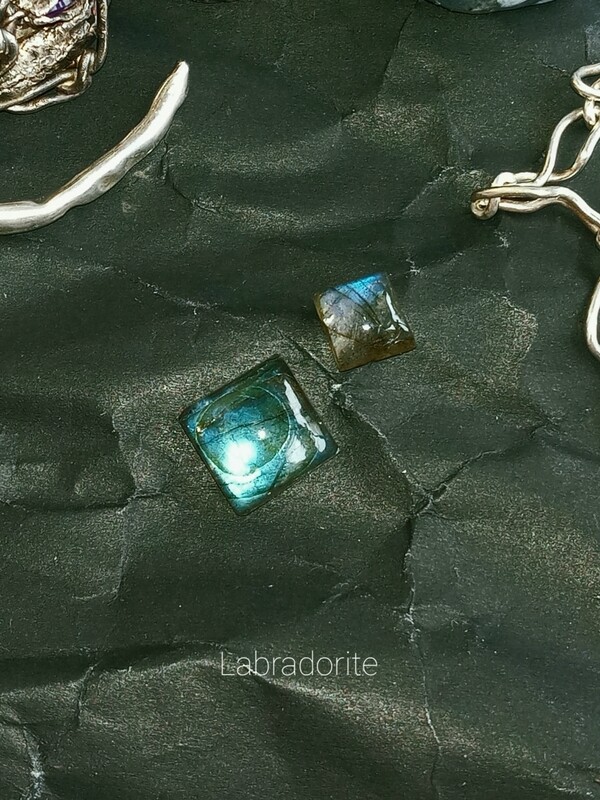 Labradorite 7x7mm