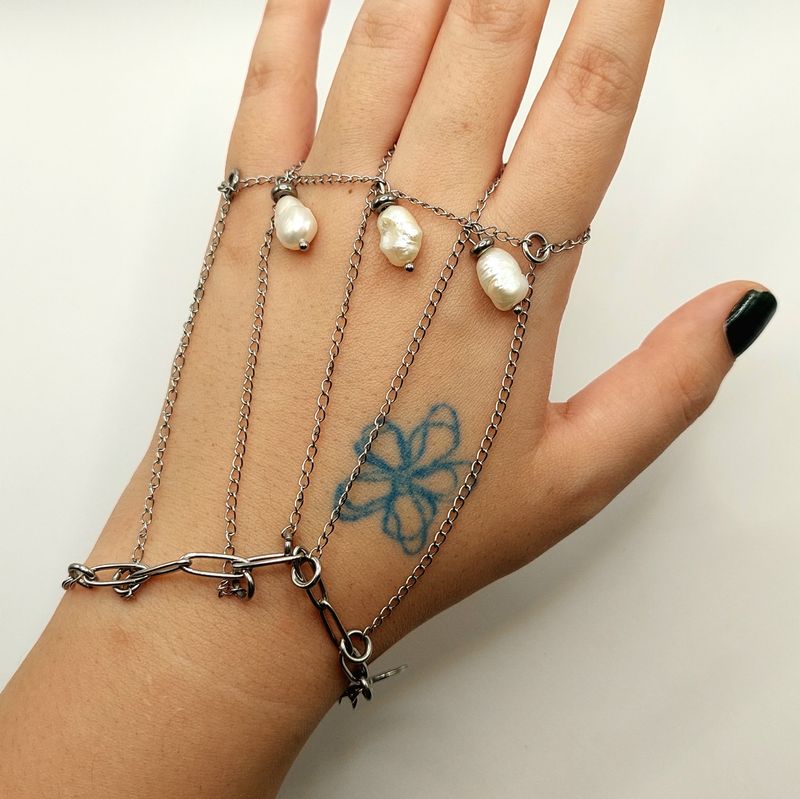 Handchain Bracelet 02