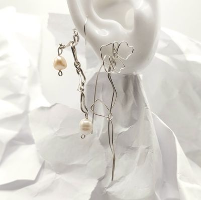 Flower and Pearl Earring Set