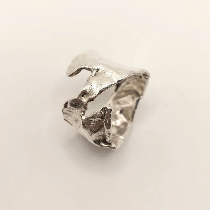 Abstract Ring US 6