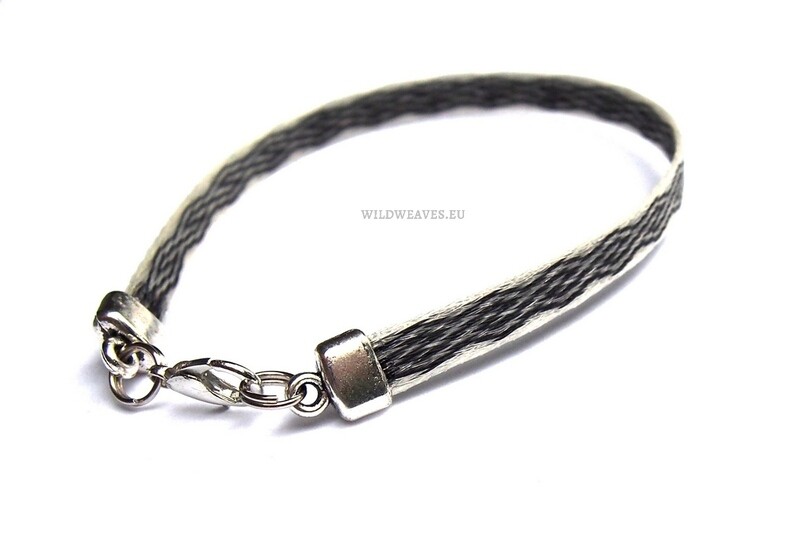 Horsehair bracelet DAFIA with pattern 