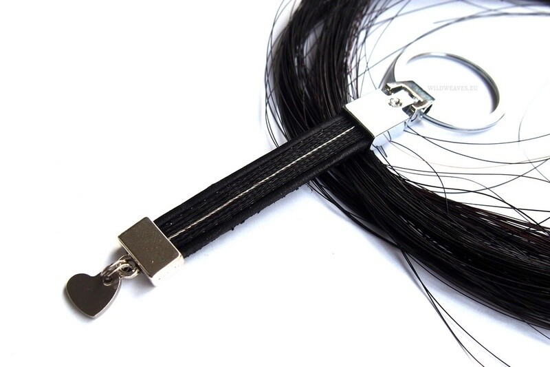 Leather and horsehair keychain, pattern 