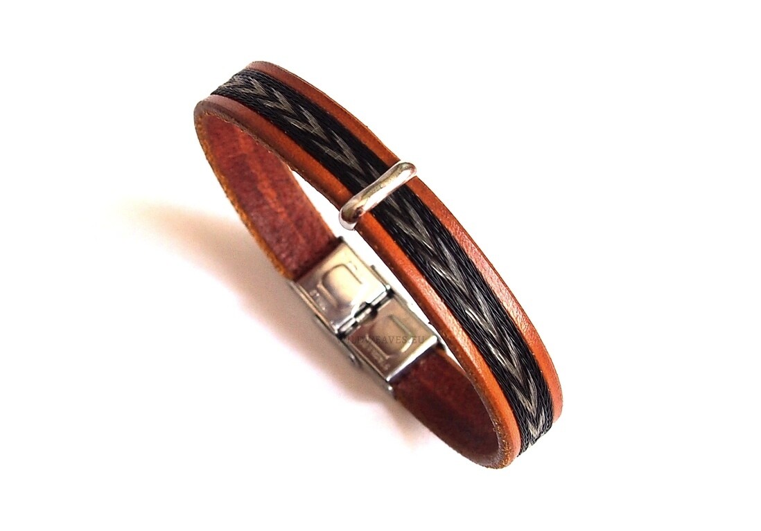 Leather bracelet 