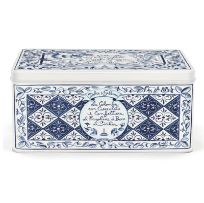 Dolce & Gabbana La Colomba con Cioccolato e Confettura di fragoline di bosco di Sicilia - 1kg Dolce & Gabbana La Colomba con Cioccolato e Confettura di fragoline di bosco di Sicilia - 1kg