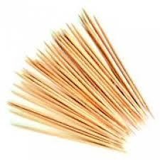 WOODEN COCKTAIL STICKS - 1000 WOODEN COCKTAIL STICKS - 1000