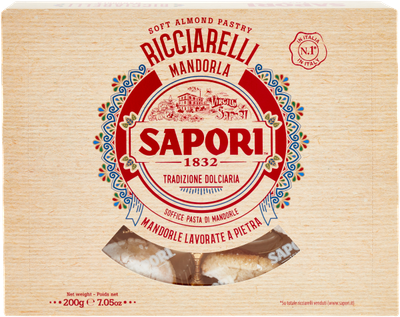 Sapori Ricciarelli Mandorle 200g almond pastries in a cream presentation box