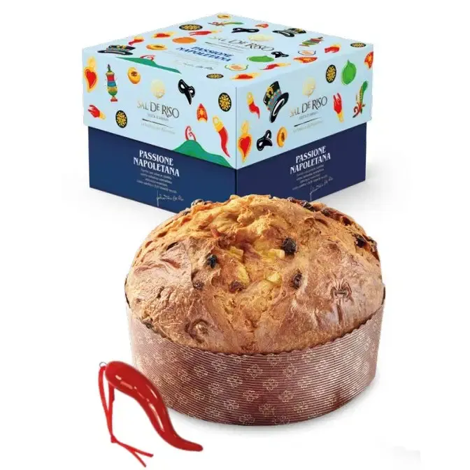 Sal De Riso Passione Napoletana panettone 1kg with its patterned gift box and red horn decoration