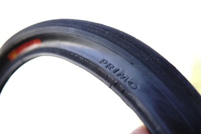 Primo Comet 37 (33) - 349 / 16 x 1 3/8&quot; Skin wall all black tyre for Brompton bikes