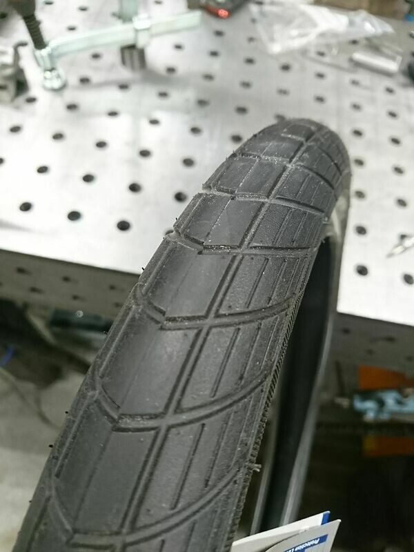 Schwalbe Big Apple 16" x 2.0 "  50-305mm