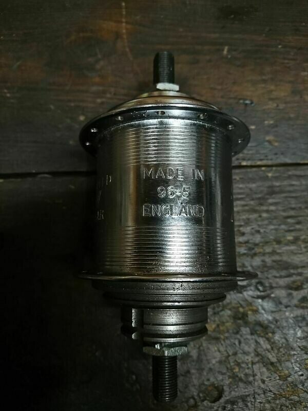 Sturmey Archer 3 speed hub 28 hole for Brompton NOS from May 1996