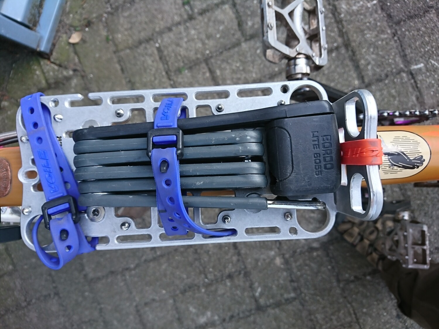 Eerder-Xplorer bikepacking platform aka #mainframehugger new Raw