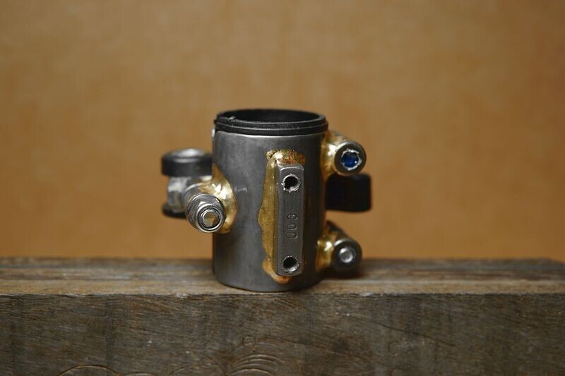 Eerder metaal #Headtubehugger luggage adapter with 2 bolts and Brompton Quick release