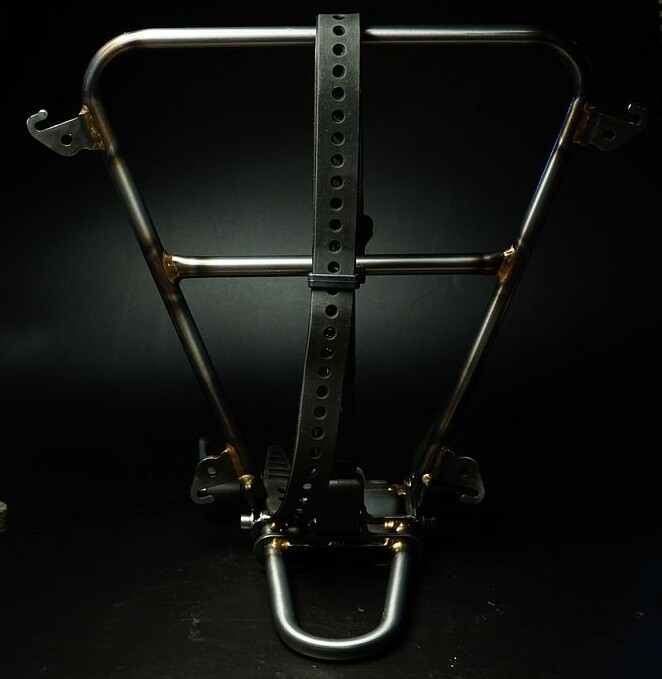 Eerder metaal #Tombstonerack MK2 fits the Brompton front carrier block