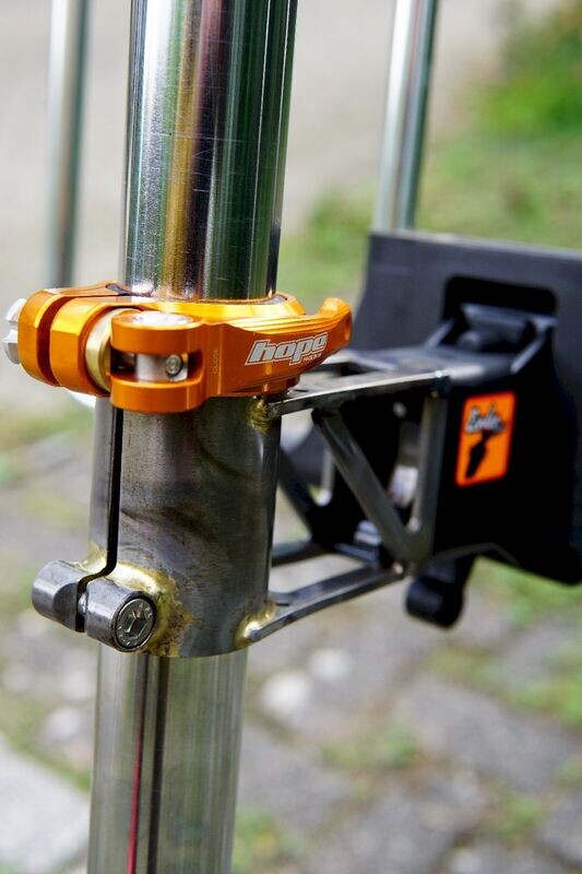 Eerder metaal #Seatposthugger Model 4.2 luggage carrier succeeded by Model 4.3