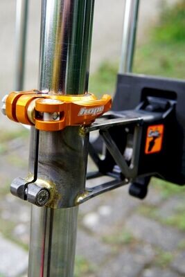 Eerder metaal #Seatposthugger Model 4.2 luggage carrier succeeded by Model 4.3
