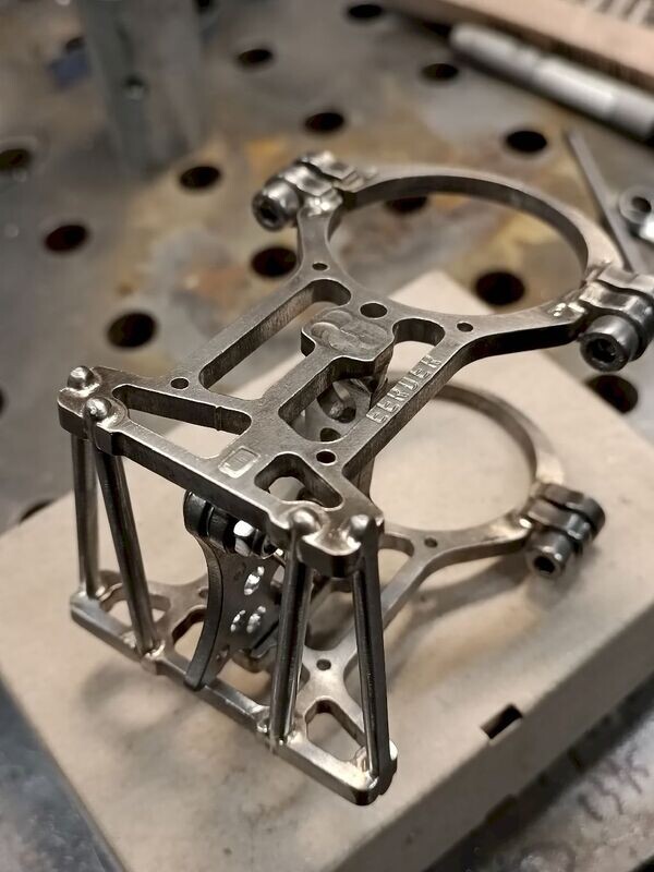 Eerder Full Metal Bracket Clamp-on for Columbus 46 mm headtube