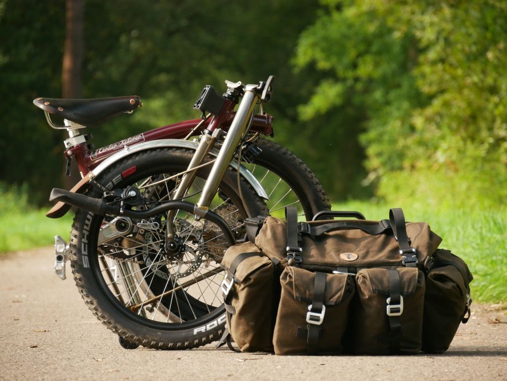 「最終値下げ」*EERDER AL* xplorer front bag EERDER METAAL* xplorer front bag (black) - BLUE LUG GLOBAL